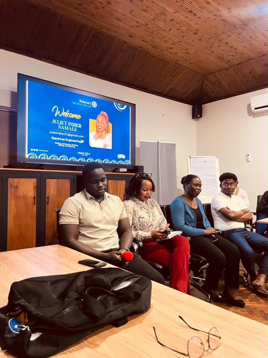Behind the Hot Seat: An Evening of Questions, Laughter & Connection